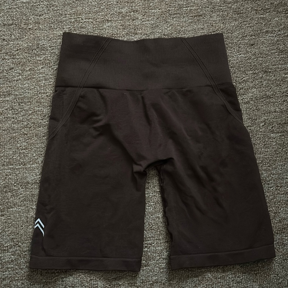 Oner Active Effortless Bicycle Shorts in OG Khaki - Size Small